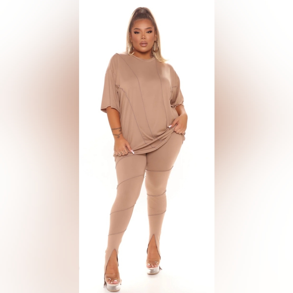 Fashion Nova Leggings Set